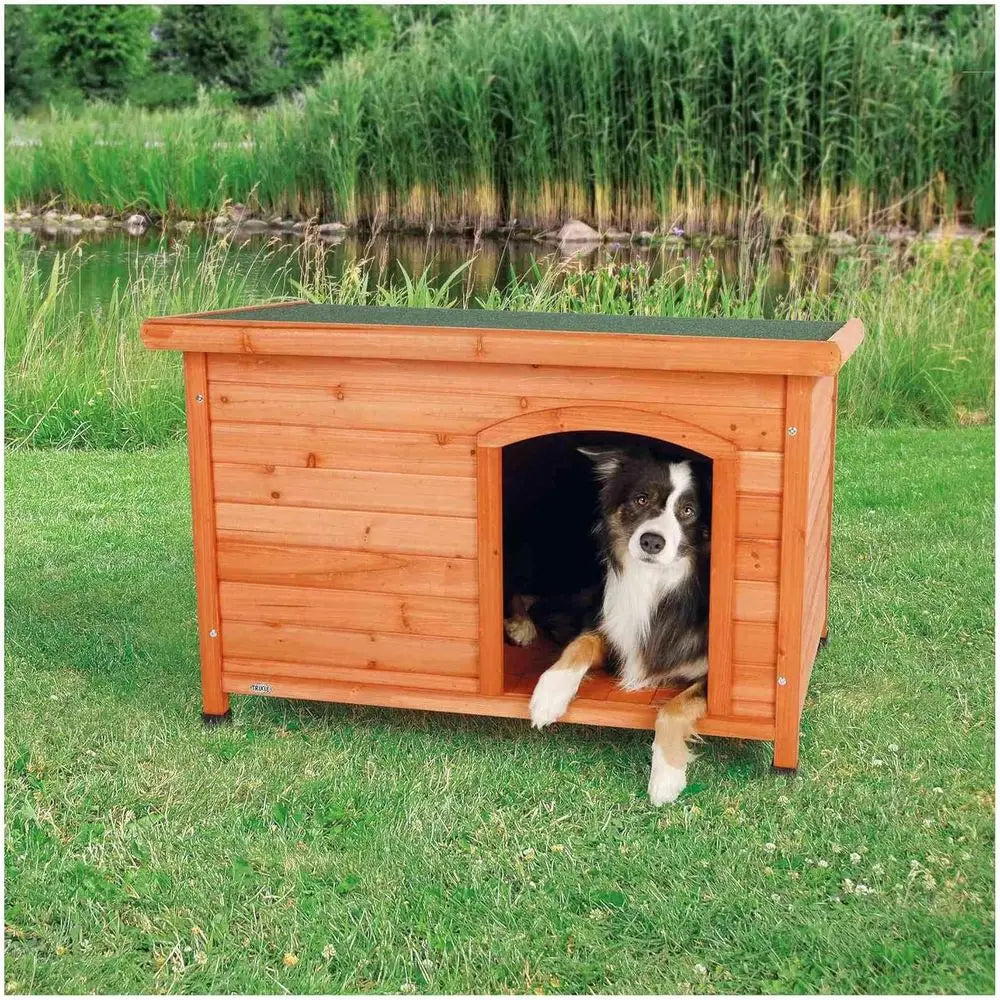 Glazed Pine Dog House Shelter With Traditional Design